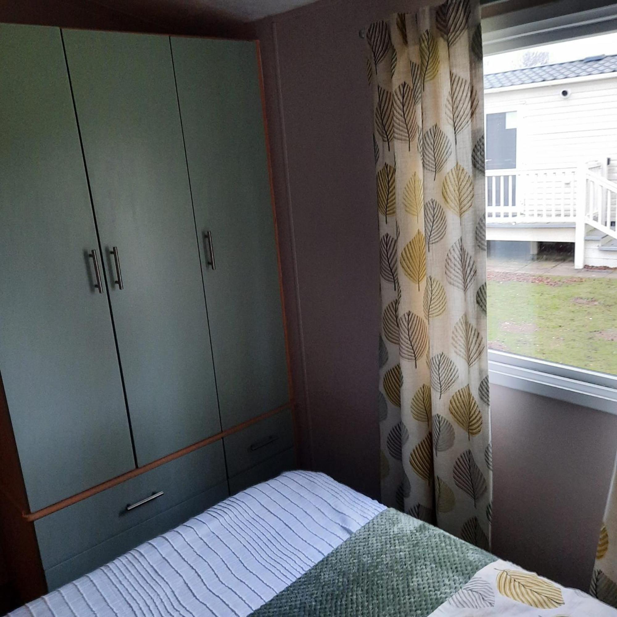 Beautiful 3 Bedroom Caravan With Hot Tub - Tattershall Lakes Kültér fotó